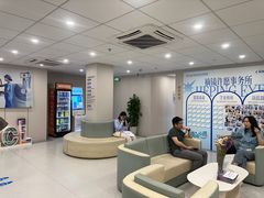 -上海大学附属上海和平眼科医院
