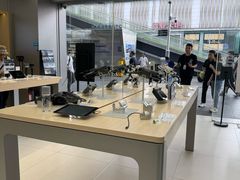 -DJI大疆(深圳华强北曼哈授权体验店)