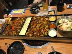 -肥肥虾庄·金牌油焖大虾(杨园滨江时代walk店)