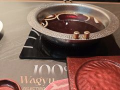 -牛YO寿喜烧·铁板烧和牛火锅自助(市府恒隆店)