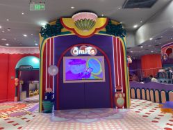 -Qmiss家庭娱乐中心(恒隆广场店)