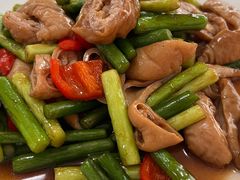 蒜苗炒大肠-胖子饭店(兴学弄店)