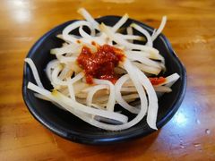-丽虹云南过桥米线(兴工街店)