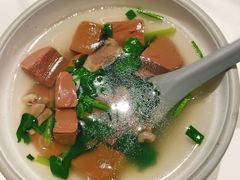 -馋三尺蟹粉小笼(人民广场店)