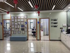 -茂菊口腔连锁(浦东南路店)