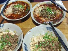 -丁丁猫重庆小面(徐州路店)