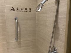 -青岛天瑞星空酒店