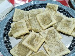 火草粑粑-绿草墩