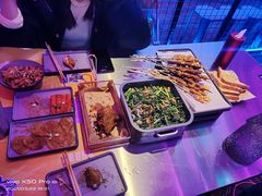 -燥次·烧烤酒场(万象城店)