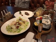 -恰餐厅及酒吧 CHAR Bar & Grill (北京丽都皇冠假日店)