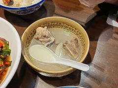 -富正毅三下锅·湘西韵味(天门山索道店)