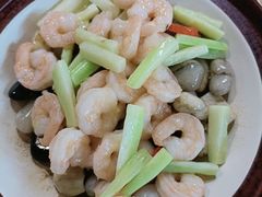 -香山湖家家宴(中山陵店)