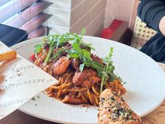 -Mark&Mars Restaurant