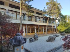 景观位-庆春朴门