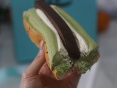 抹茶巧克力牛乳包-迦南(杭州东站万象汇店)