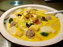 -70后饭吧(府河街店)