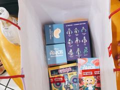 -泡泡玛特POPMART(上海环球港店)