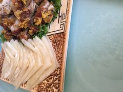 酥肘子-津味老菜(露西亚商街店)