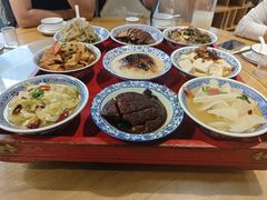 -蓝田九大碗民俗食府(蓝田店)
