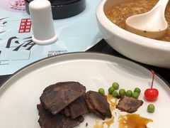 -香山湖家家宴(中山陵店)