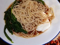 -九锅一堂酸菜鱼(石家庄先天下店)