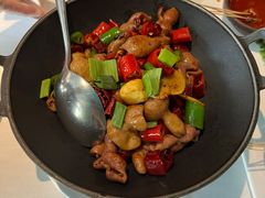 干锅爆肥肠-湘爱(凤凰汇店)