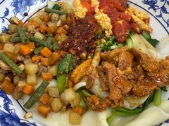 三合一泼面-东关吉祥西安腊汁肉夹馍(健德门店)