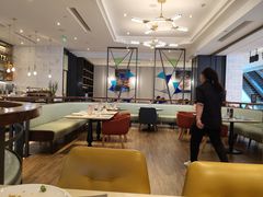 -港丽餐厅(高德置地店)