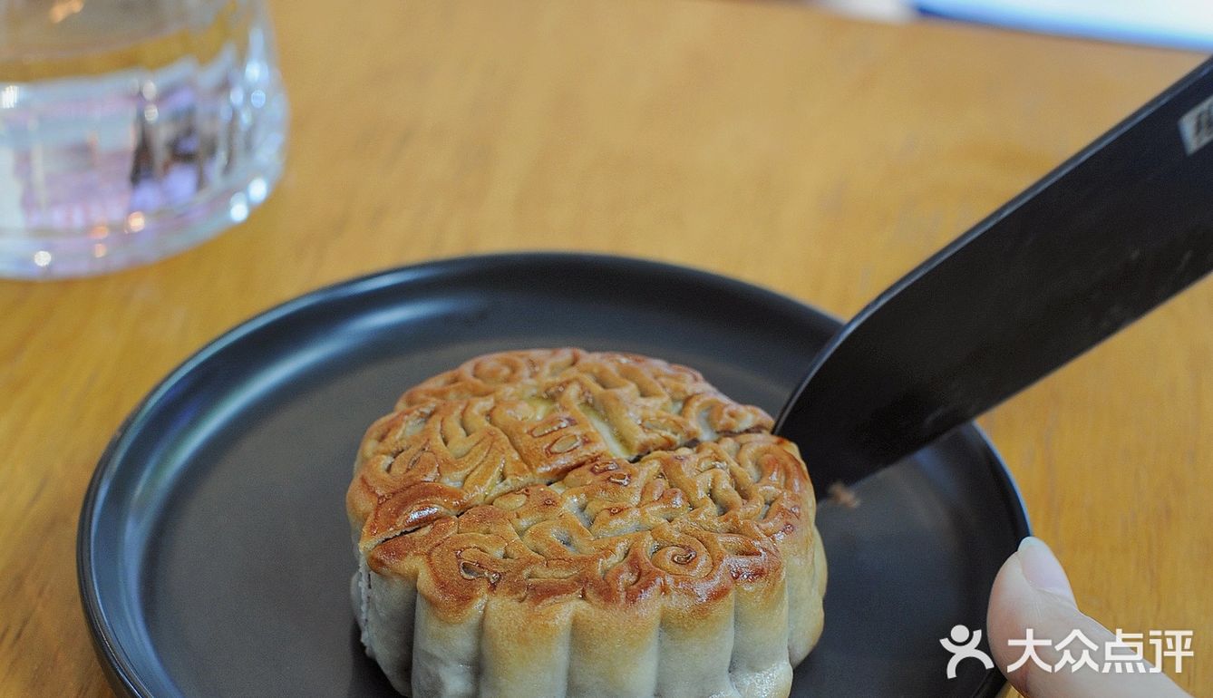 月饼届天花板💥年年抢不到の柴火月饼 | 容月饼匠