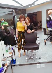 -变画·发型STUDIO