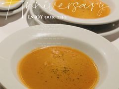 龙虾汤-茹丝葵经典牛排馆(上海外滩店)