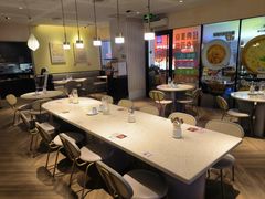 -必胜客(WOW中心城店)