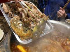 -肖肖酸萝卜鱼火锅(总店)