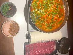-旺福·贵州酸汤牛肉火锅(陆悦天地店)