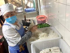 -正宗杨记普洱酸醋米线(总店)