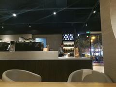 -瑞幸咖啡(新世界中心店)