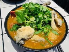 咔吱鱼皮-肥汁米蘭香港米线(长宁来福士店)