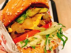 -The Habit Burger Grill 哈比特汉堡(复兴soho店)