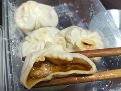 蟹黄小笼-老盛兴汤包馆(华灵店)