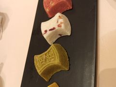 四色定胜糕-得月楼·省级非遗·传统苏帮菜(观前店)