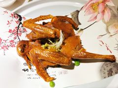 -姜君·千岛湖鱼头馆(浦东大道店)