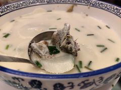 -五谷芳乳鸽王(海景店)