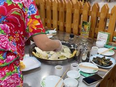 -屯老二农家铁锅炖·行业领军者(梅江店)