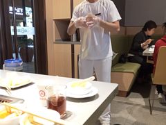 -海底捞火锅(漕宝路店)