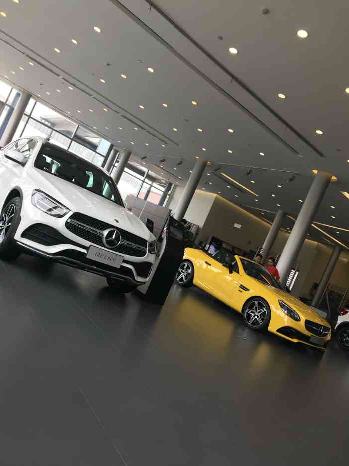 无锡中升星辉奔驰4s店(滨湖店)-"#无锡橙v会员有特权# 在大通路上的中