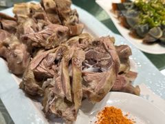 -布尔津河堤夜市