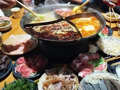 -白乐天毛肚火锅馆(南滨路店)