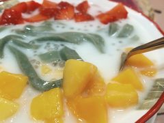 士多啤梨芒果绿茶拉面-甜心妈妈·榴莲星级糖水(北京路总店)