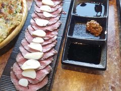 -炼火烤肉店