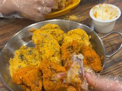 -BHC炸鸡(明洞总店)